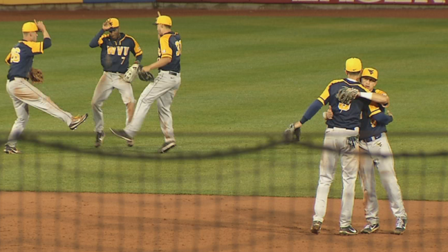 West Virginia tops Marshall in Capital Classic marathon edition