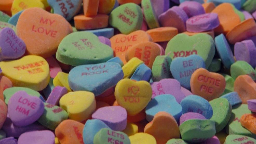 Sweethearts - Cropped Photo - Parnote Wikimedia Commons via MGN Online.jpg Sweethearts - Cropped Photo - Parnote Wikimedia Commons via MGN Online.jpg