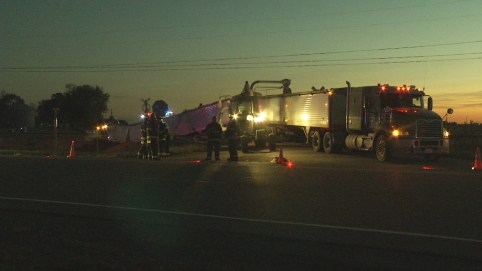 Train crashes into semitruck near Warrensburg WRSP