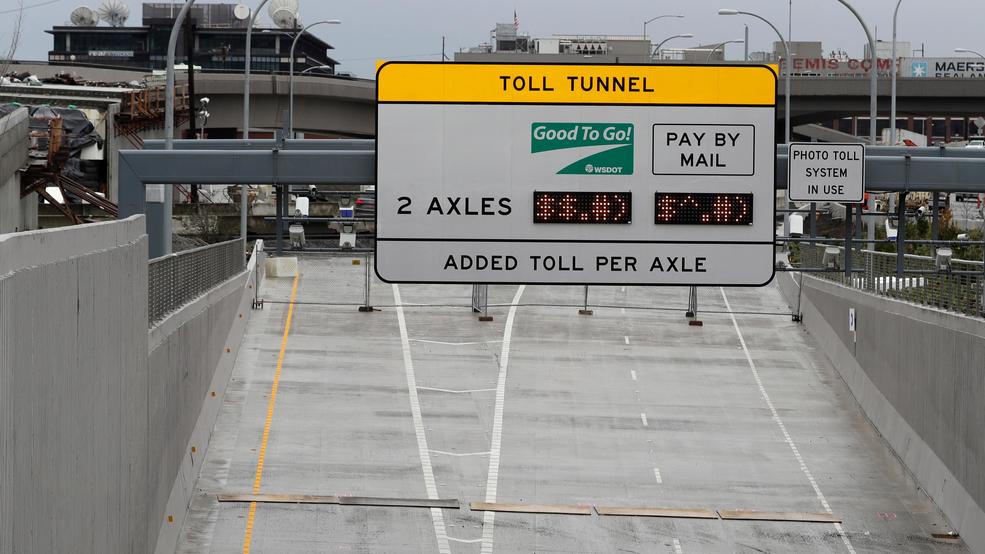 Seattle Traffic Squeeze AP19009760246818.jpg