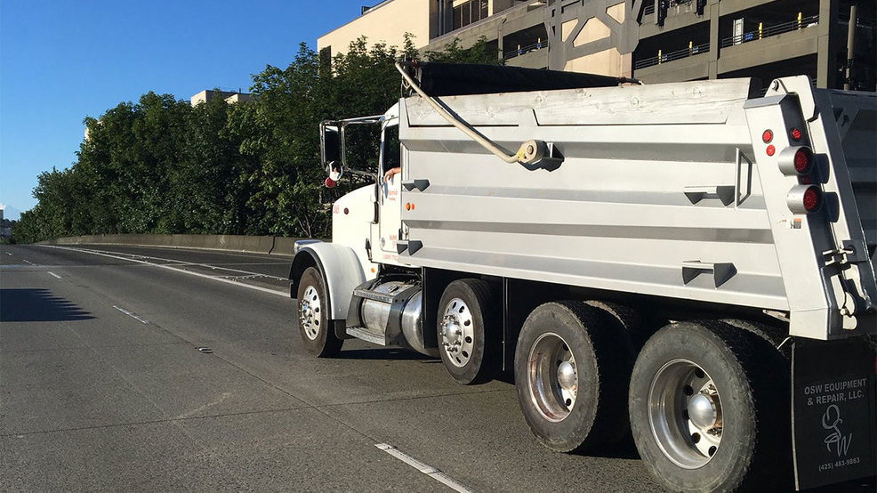 pedestrian killed Seattle I-5 dumptruck KOMO.jpg pedestrian killed Seattle I-5 dumptruck KOMO.jpg