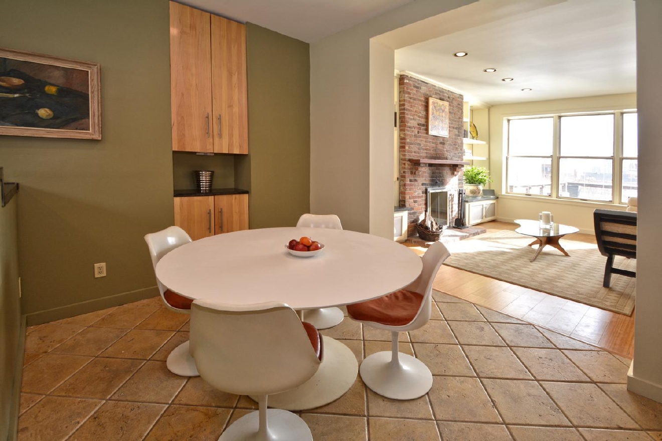 You've Gotta Check The View On This Prospect Hill Home Cincinnati Refined