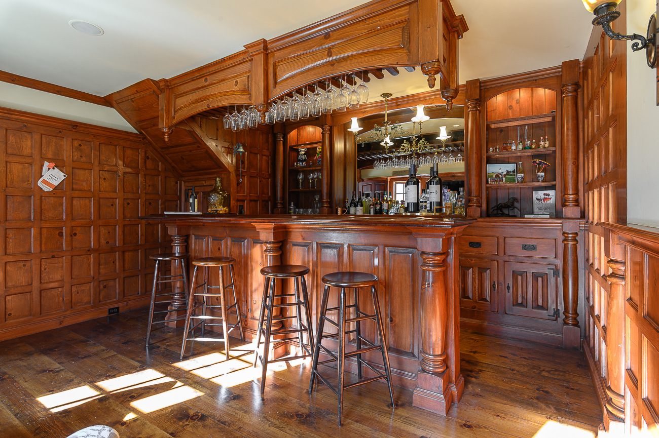 Inside Spiritwood A 1920s Indian Hill Residence That Grew Over The