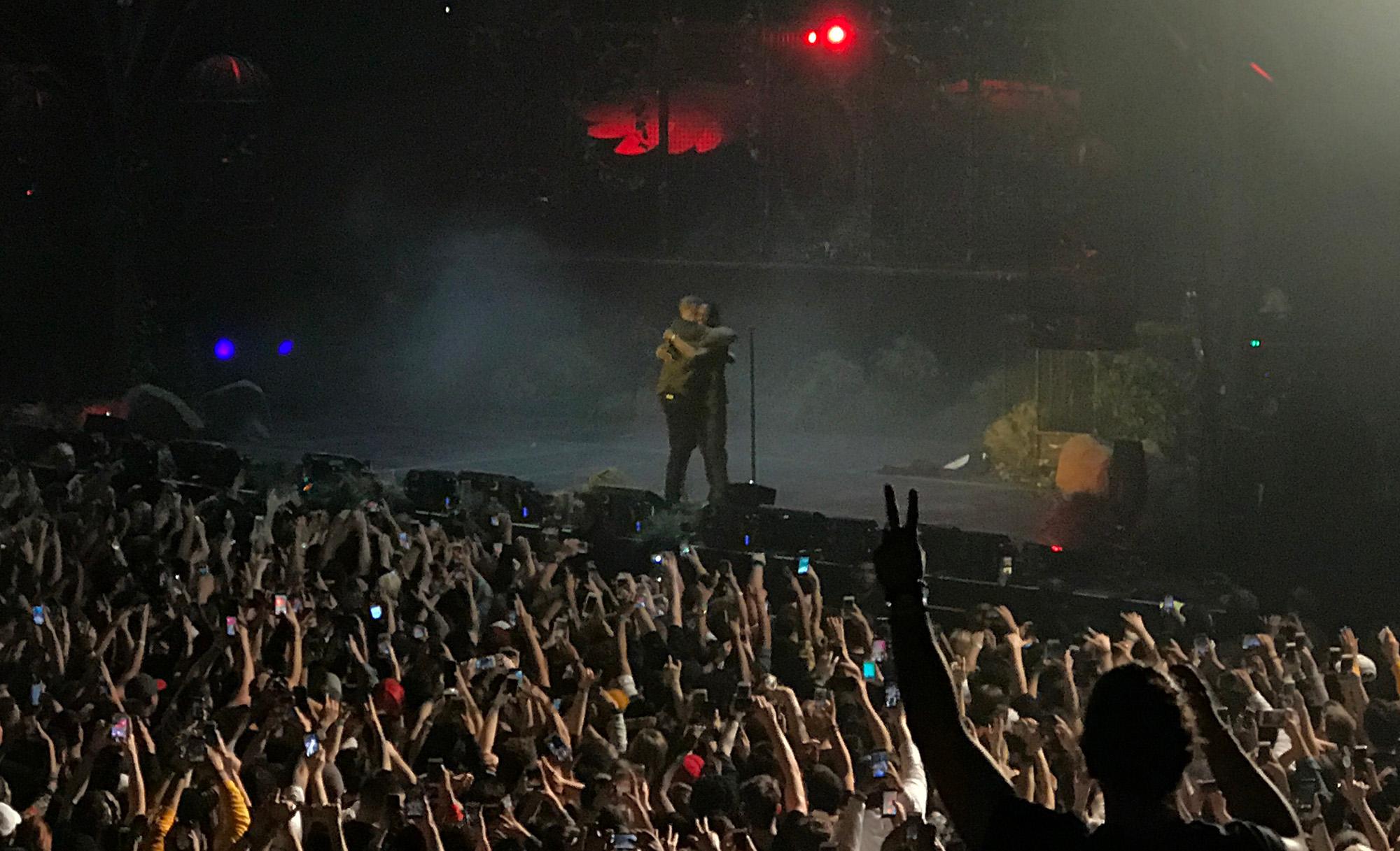 WATCH Travis Scott stuns Portland crowd with surprise guest Drake KATU