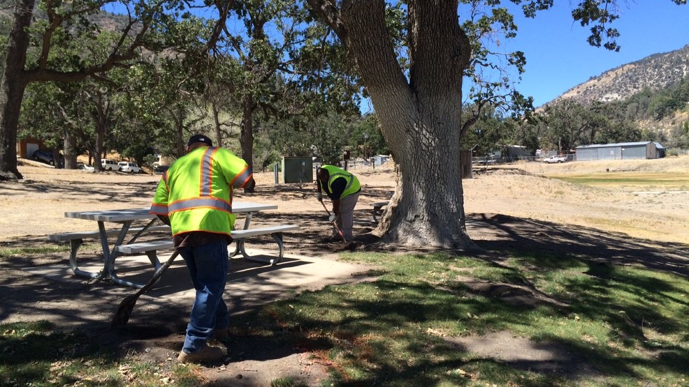 Offer Up Bakersfield >> Homeless people clean park: 'Hopefully this will be a huge savings for the taxpayers' | KBAK Offer Up Bakersfield >> Homeless people clean park: 'Hopefully this will be a huge savings for the taxpayers' | KBAK