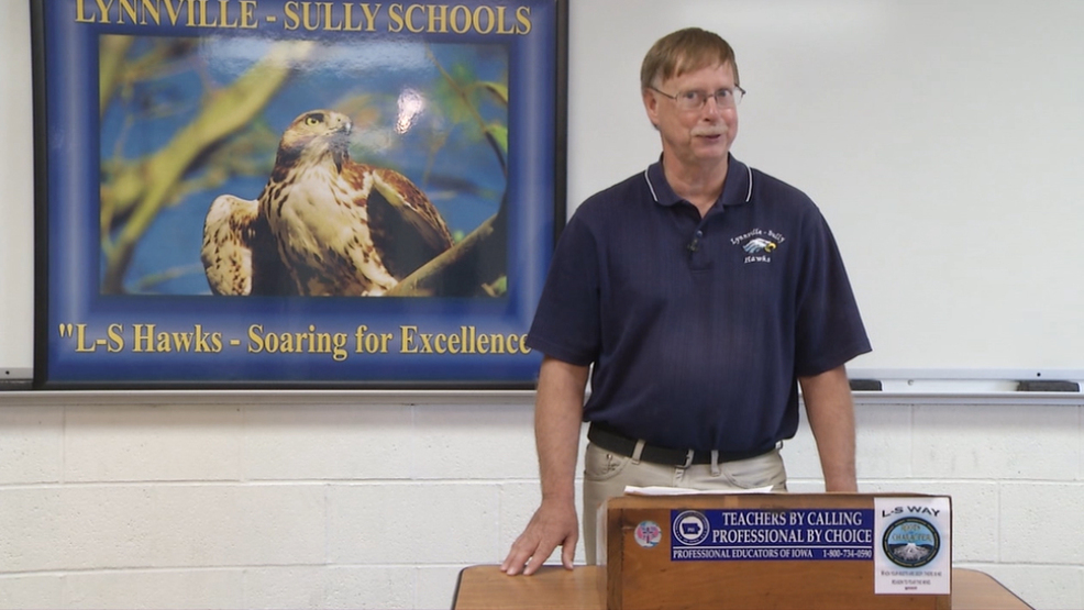 Dwight Beyer 01_Educator_Beyer-still3.jpg