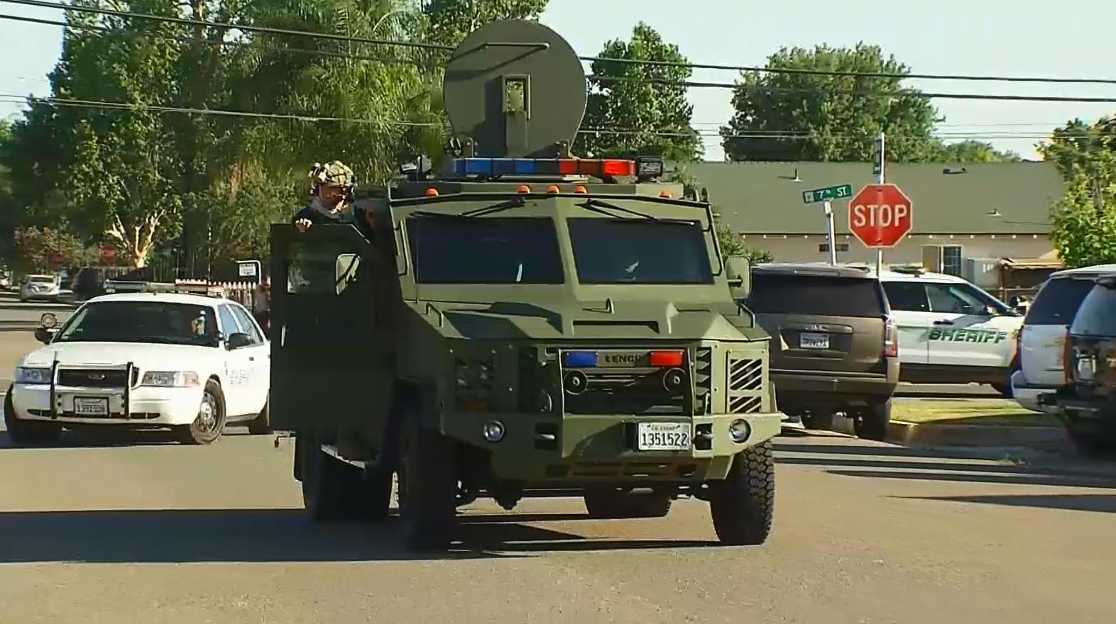 KCSO send SWAT team to Wasco KBAK