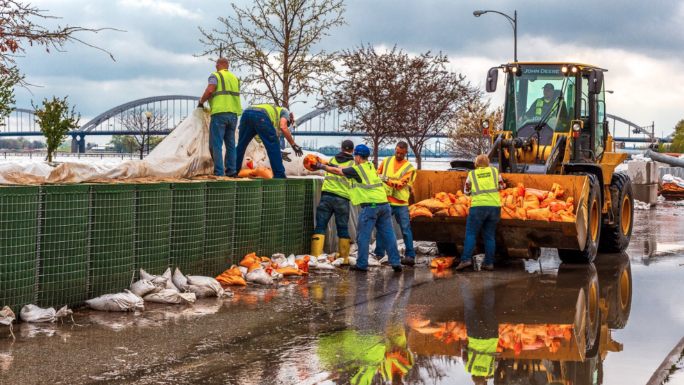 Officials In Davenport Say They're Not Expecting Flooding To Spread ...