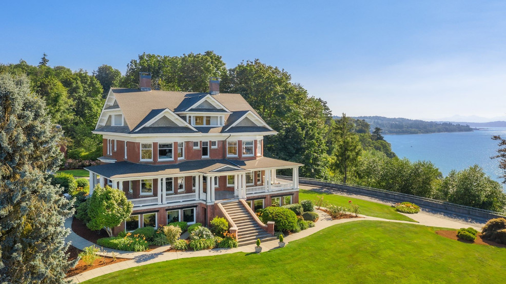 Majestic 115yearold Rucker Mansion in Everett hits market for 3.5