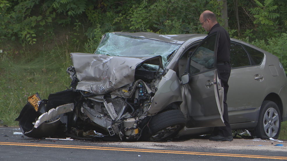 Four Hospitalized After Head-on Crash In Wolcott | WHAM