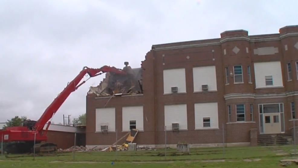 Emotions Fly High As Nearly 100-year-old Skiatook High School Torn Down ...