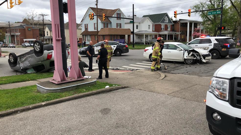 Huntington police respond to twocar accident WCHS