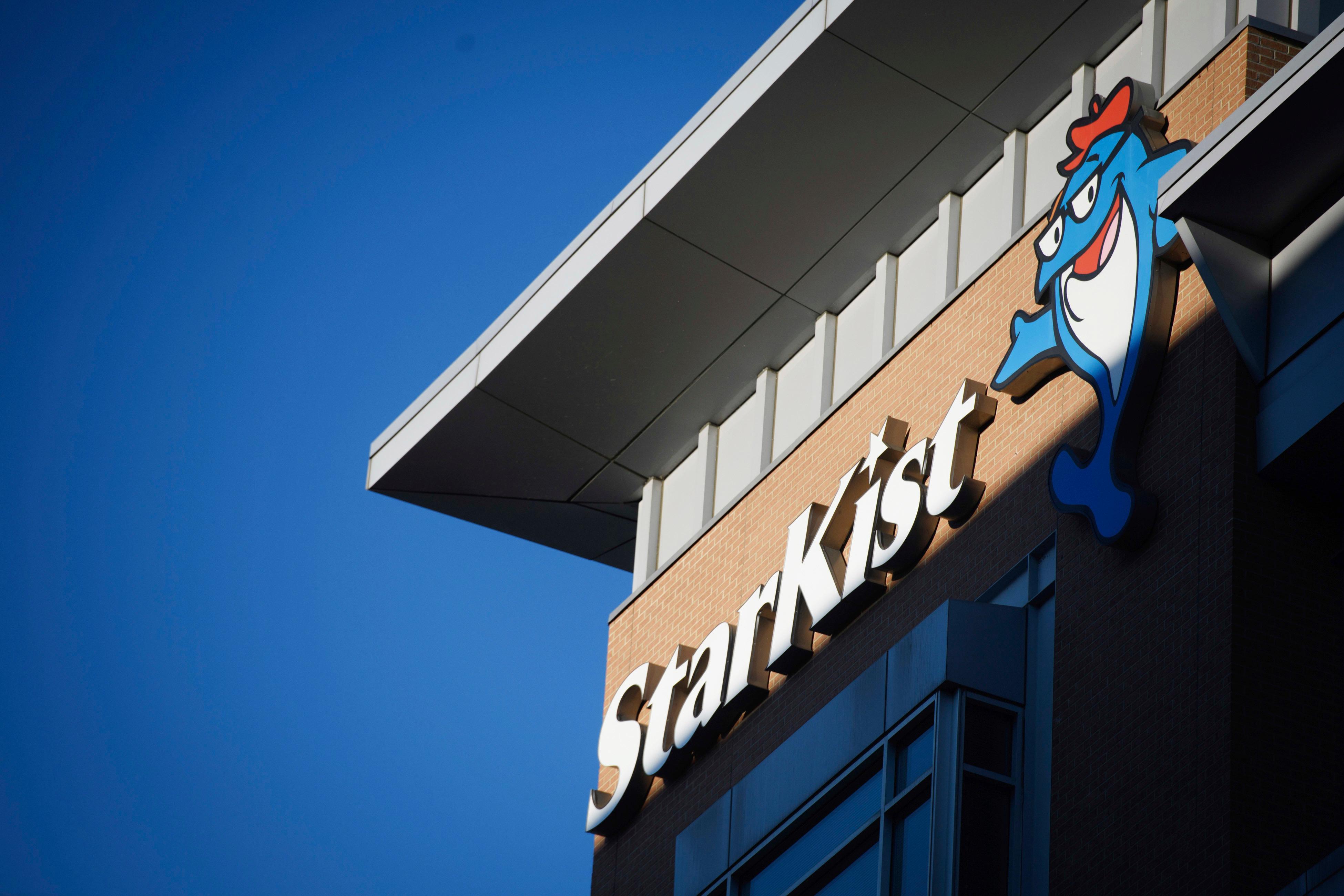 starkist admits fixing tuna prices, faces $100 million fine